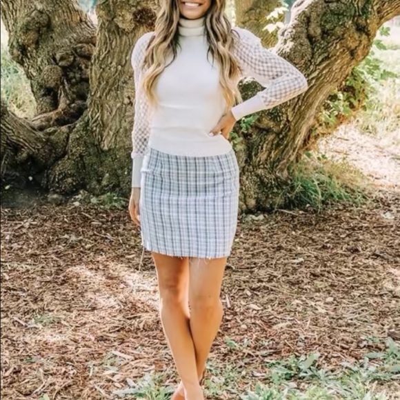 Dresses & Skirts - NWT Tweed Skirt